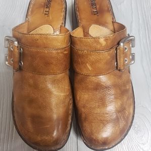 BORN CLOG BROWN SHOES WOMEN'S SIZE: 9 (40.5)